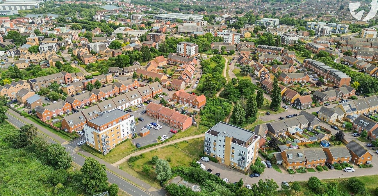 2 bedroom property for sale in Dartford | Robinson Jackson