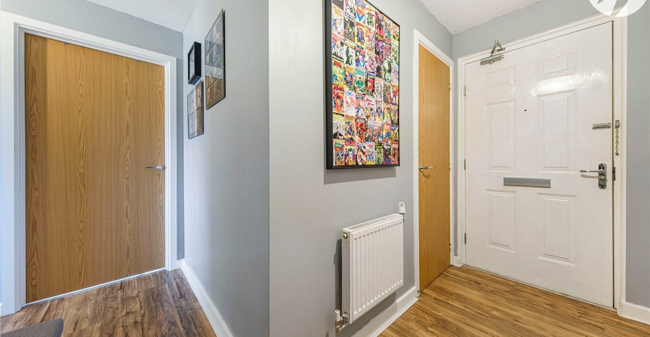 2 bedroom property for sale in Dartford | Robinson Jackson