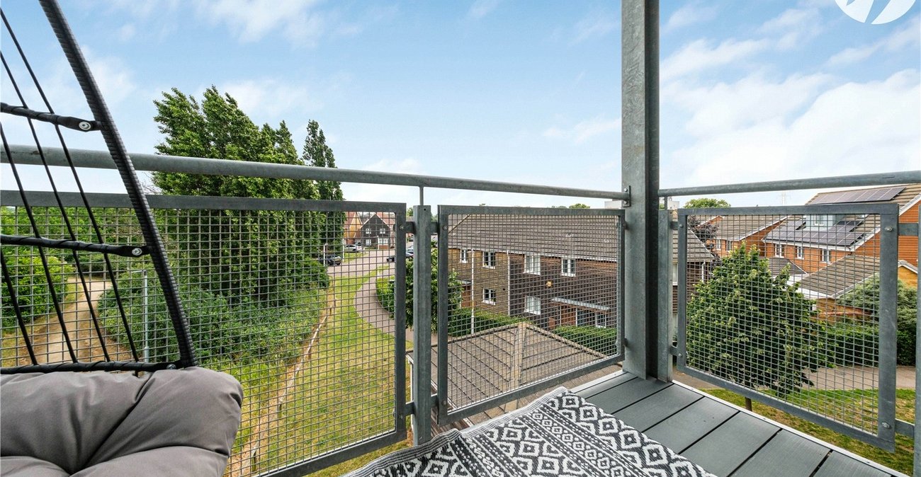 2 bedroom property for sale in Dartford | Robinson Jackson
