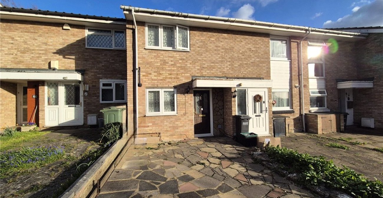 2 bedroom house for sale in Orpington | Robinson Jackson