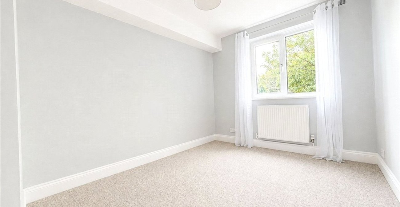 2 bedroom property for sale in Orpington | Robinson Jackson