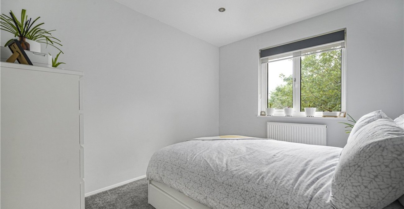 2 bedroom property for sale in Orpington | Robinson Jackson