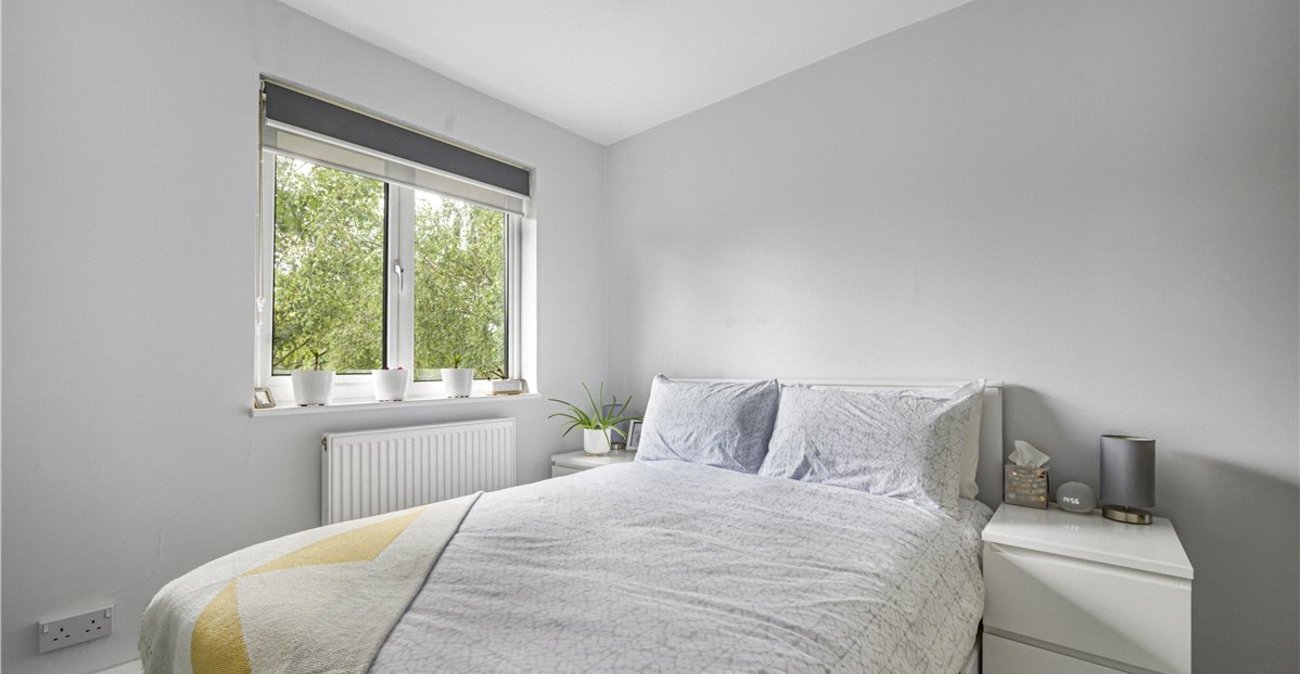 2 bedroom property for sale in Orpington | Robinson Jackson