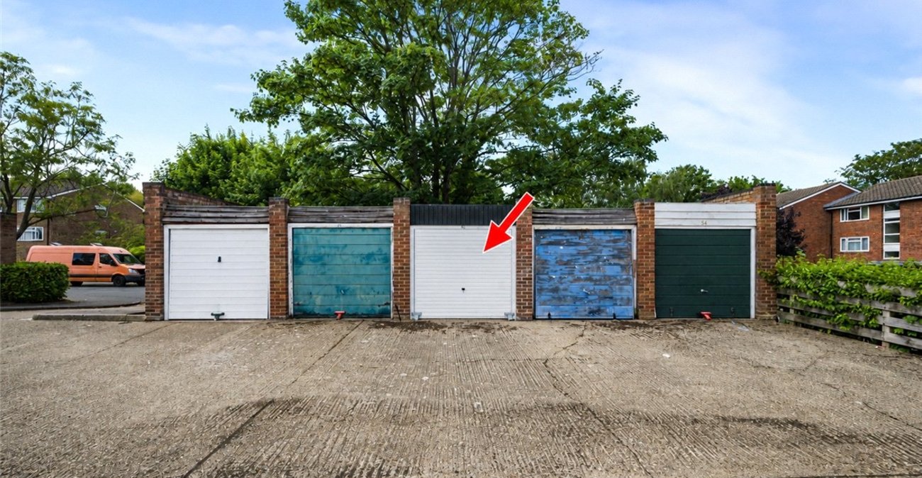 2 bedroom property for sale in Orpington | Robinson Jackson