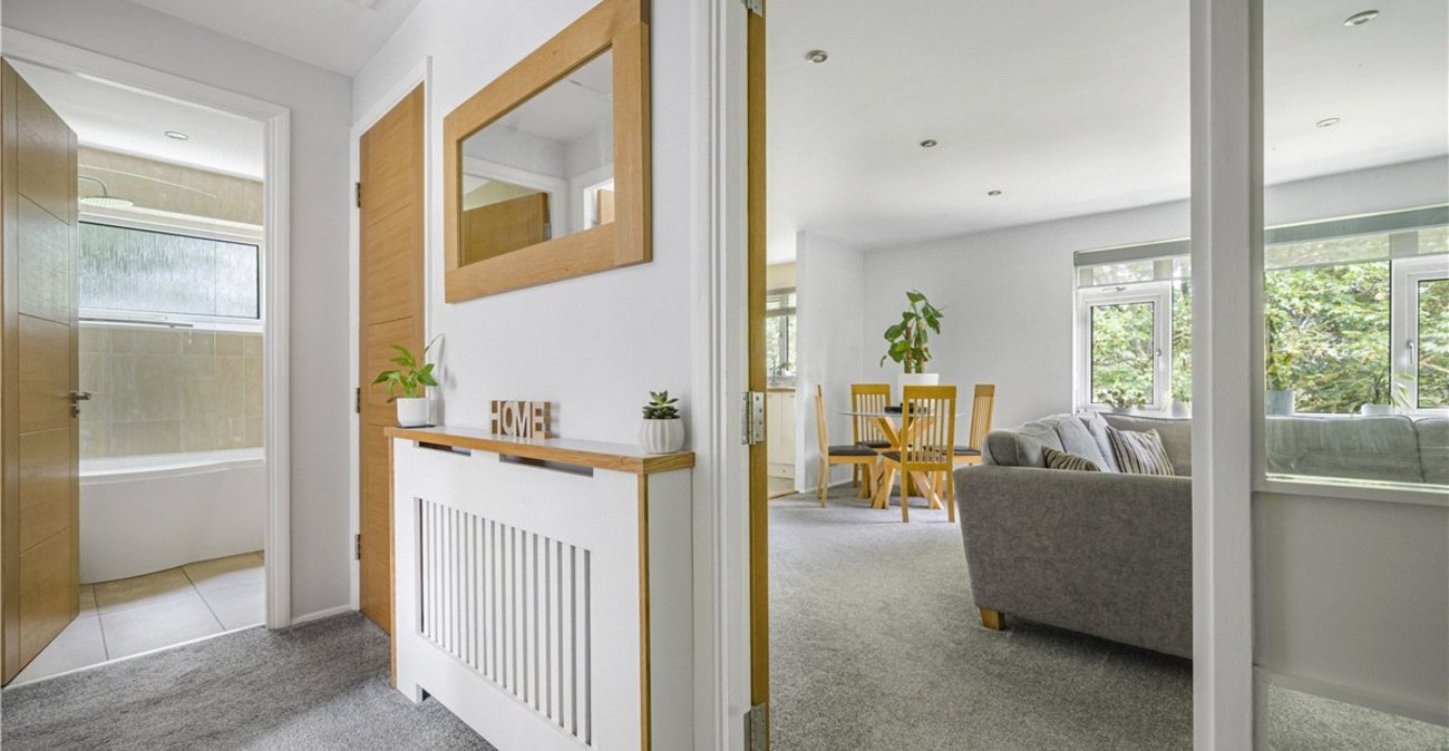 2 bedroom property for sale in Orpington | Robinson Jackson