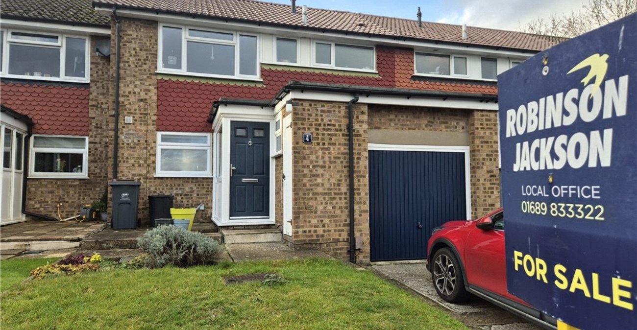 3 bedroom house for sale in Orpington | Robinson Jackson
