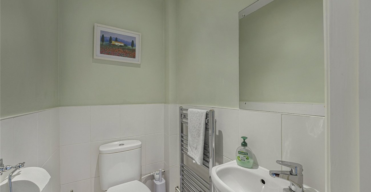 4 bedroom house for sale in Greenhithe | Robinson Jackson