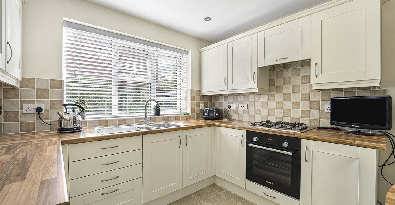 4 bedroom house for sale in Greenhithe | Robinson Jackson