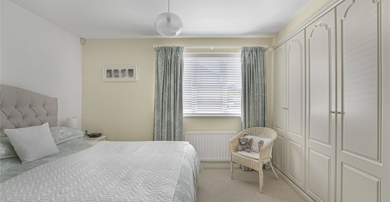 4 bedroom house for sale in Greenhithe | Robinson Jackson