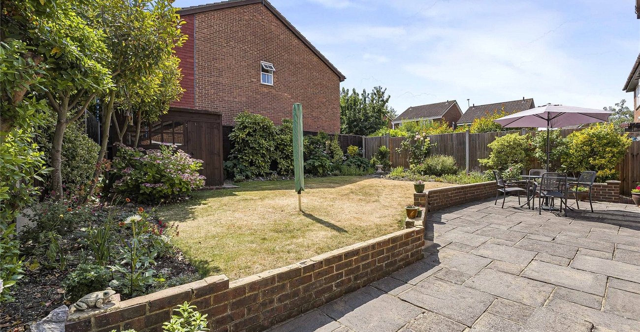 4 bedroom house for sale in Greenhithe | Robinson Jackson