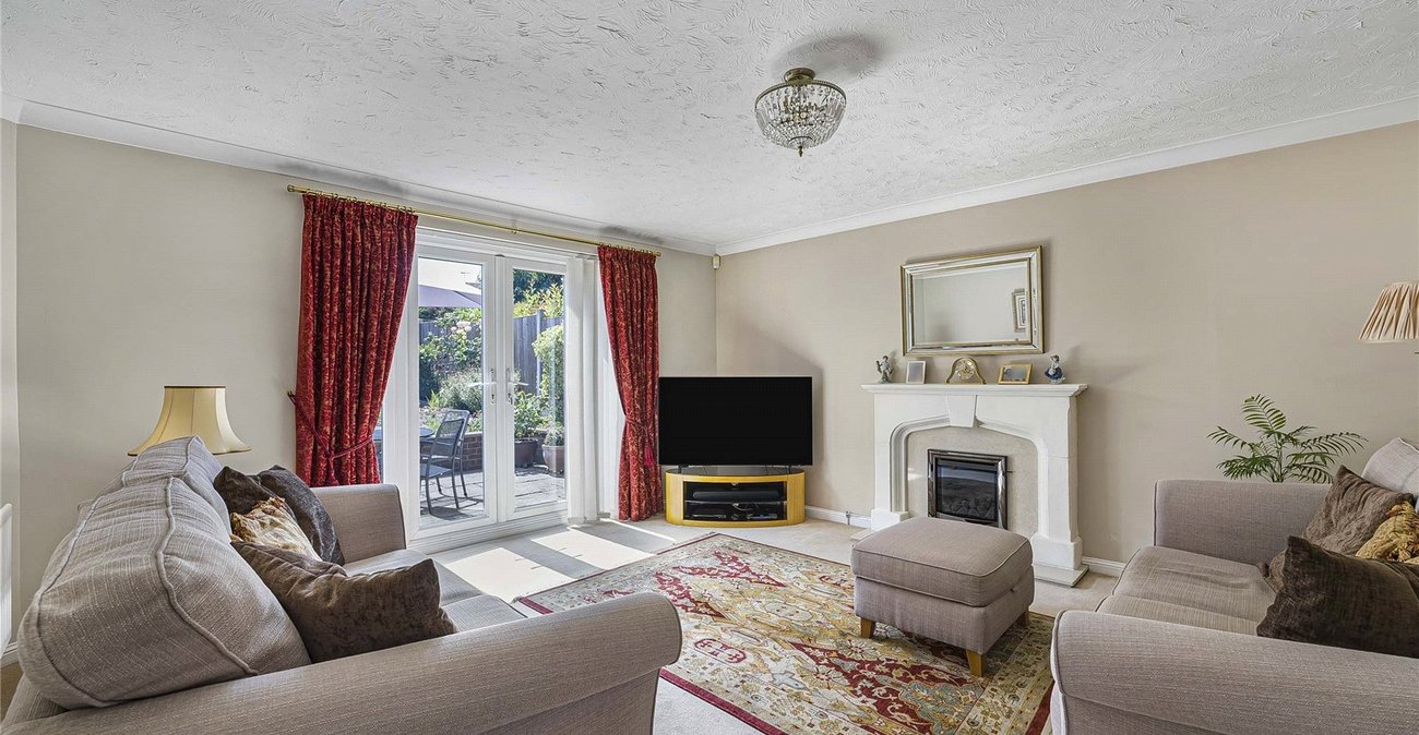 4 bedroom house for sale in Greenhithe | Robinson Jackson