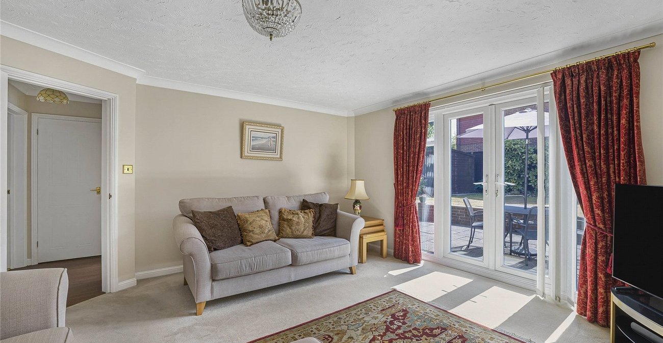 4 bedroom house for sale in Greenhithe | Robinson Jackson