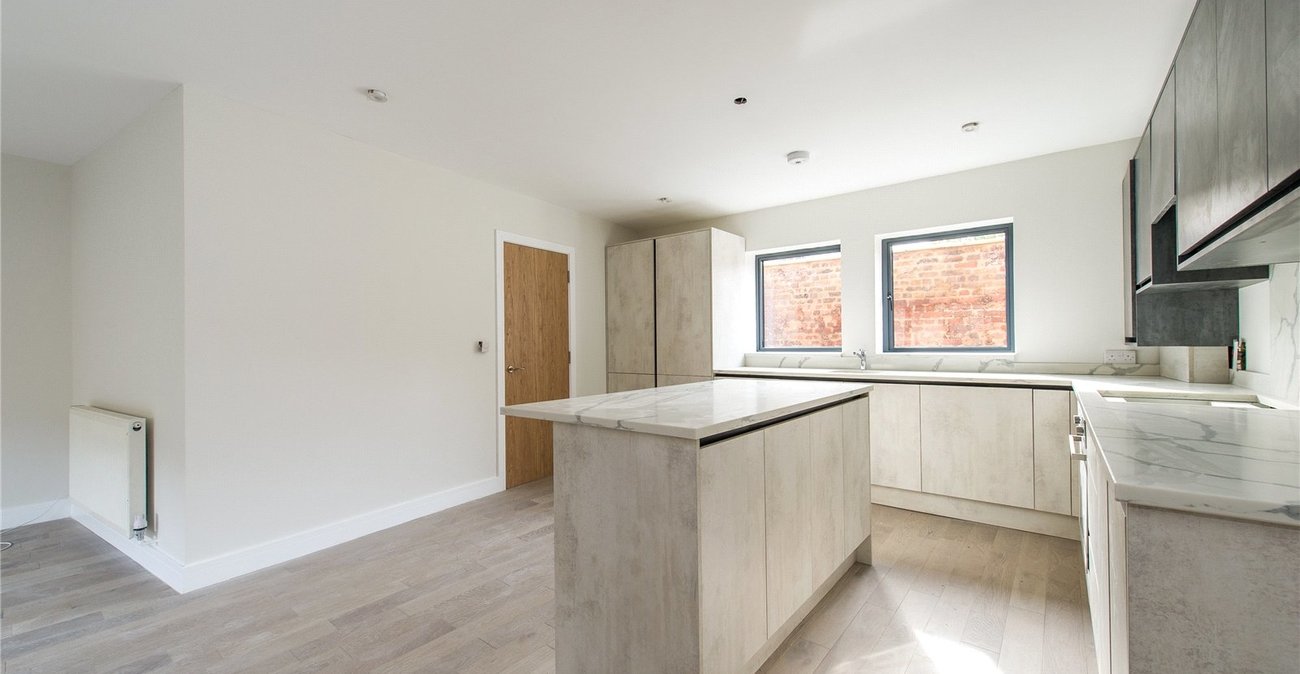 3 bedroom property for sale in Gravesend | Robinson Michael & Jackson