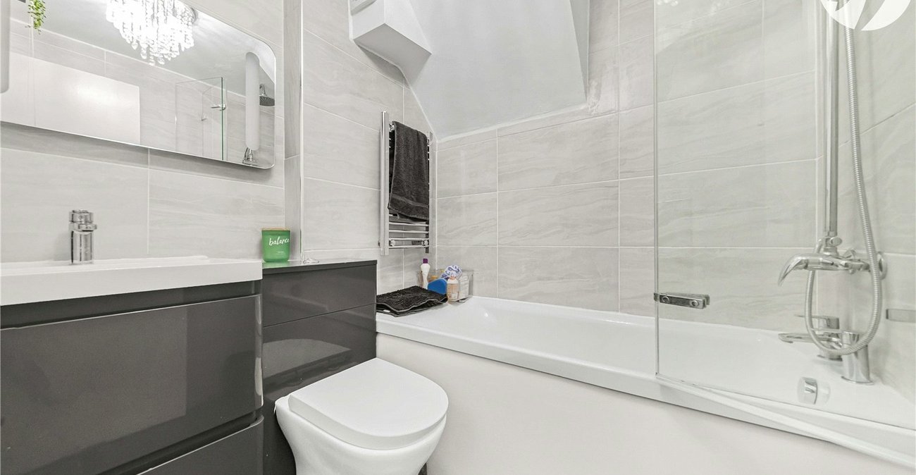 1 bedroom property for sale in Dartford | Robinson Jackson