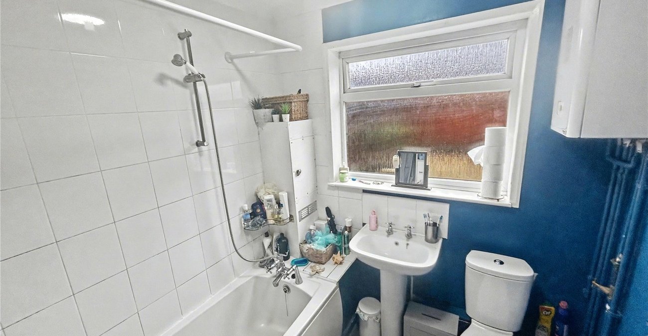 2 bedroom house for sale in Welling | Robinson Jackson