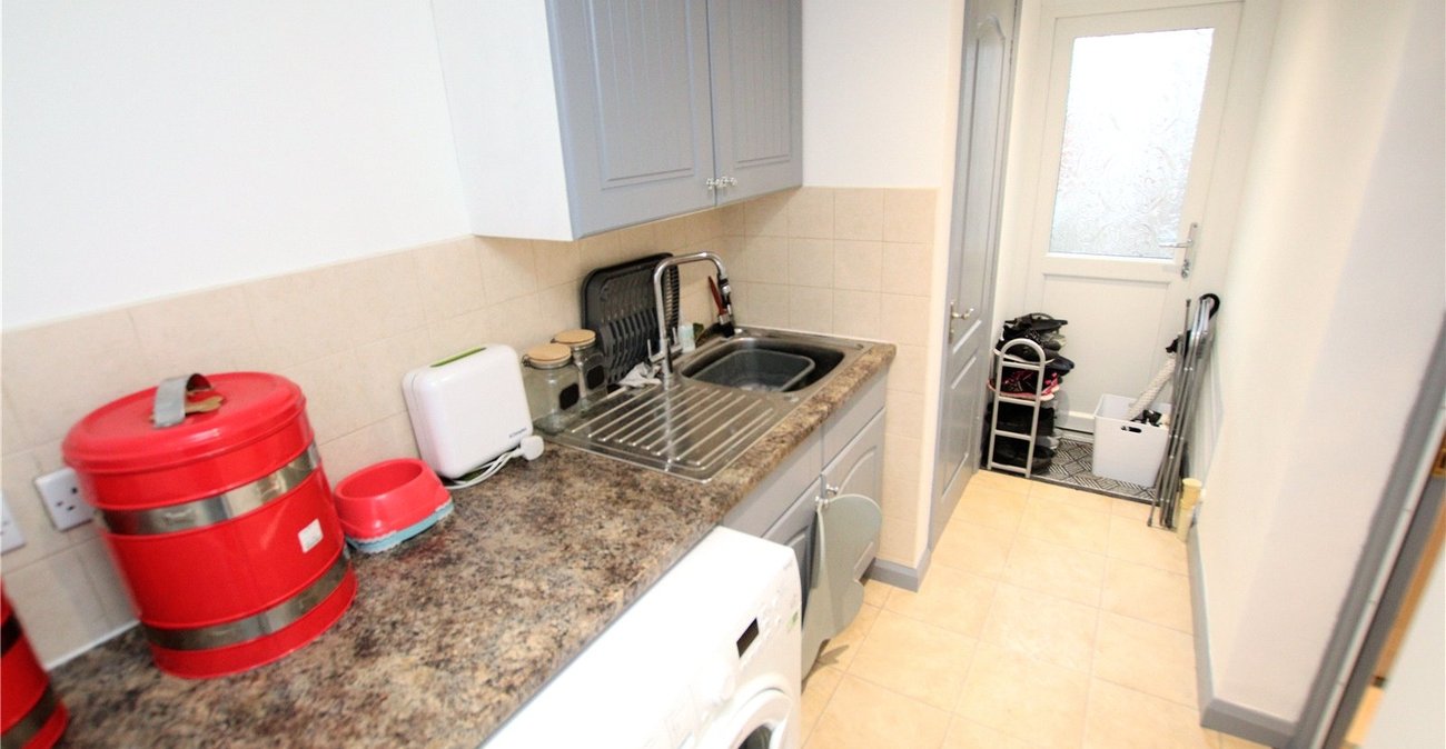 3 bedroom bungalow for sale in Sidcup | Robinson Jackson