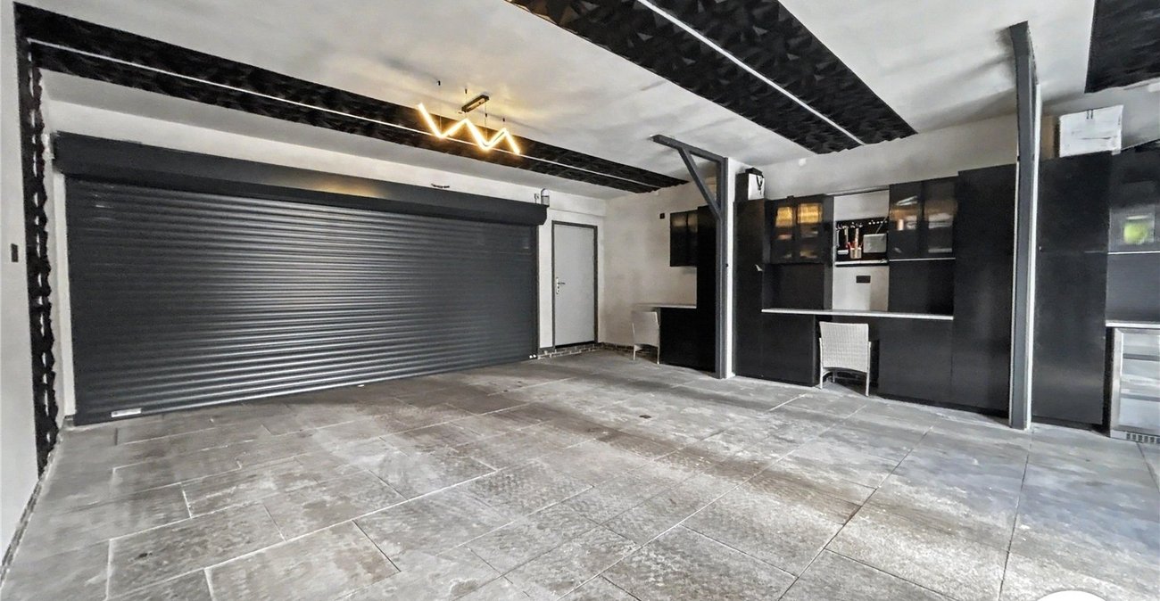 3 bedroom house for sale in Sidcup | Robinson Jackson