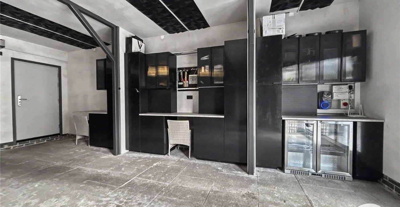 3 bedroom house for sale in Sidcup | Robinson Jackson