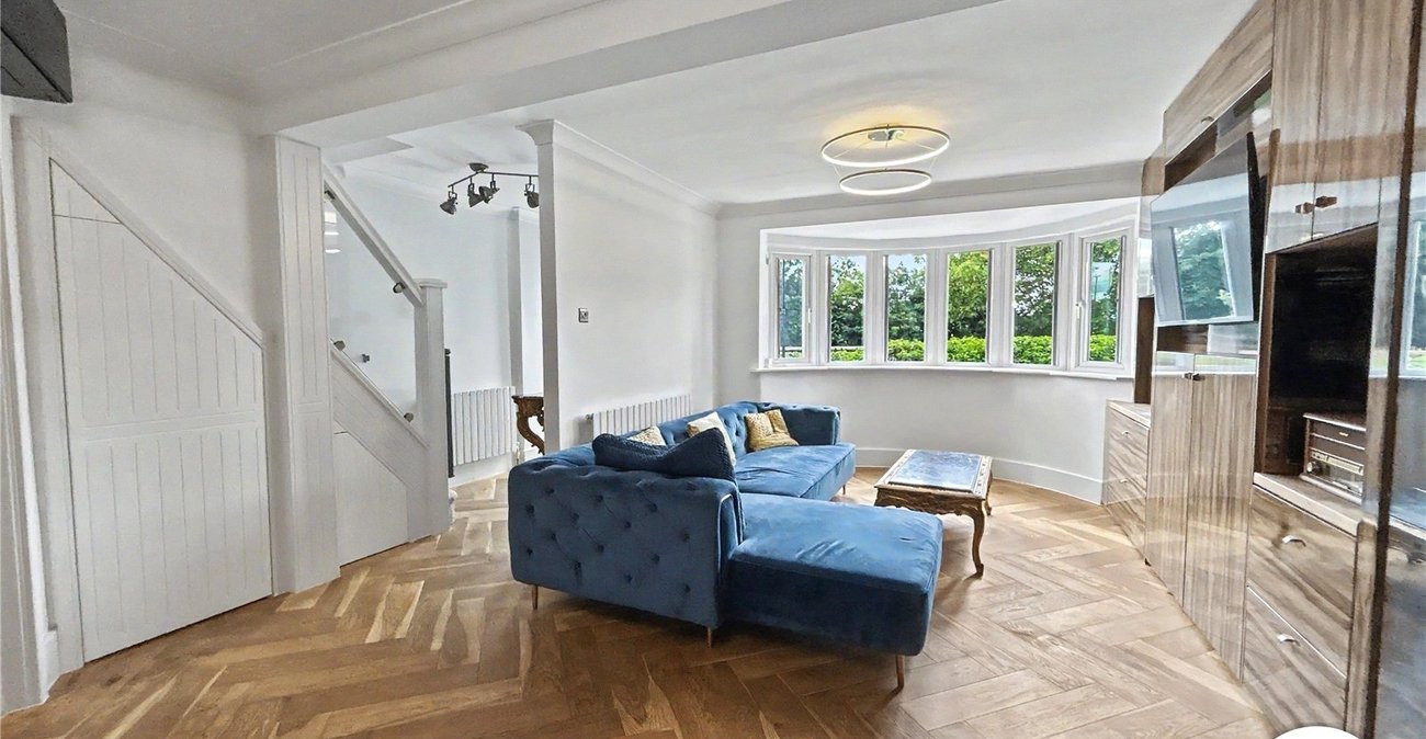 3 bedroom house for sale in Sidcup | Robinson Jackson