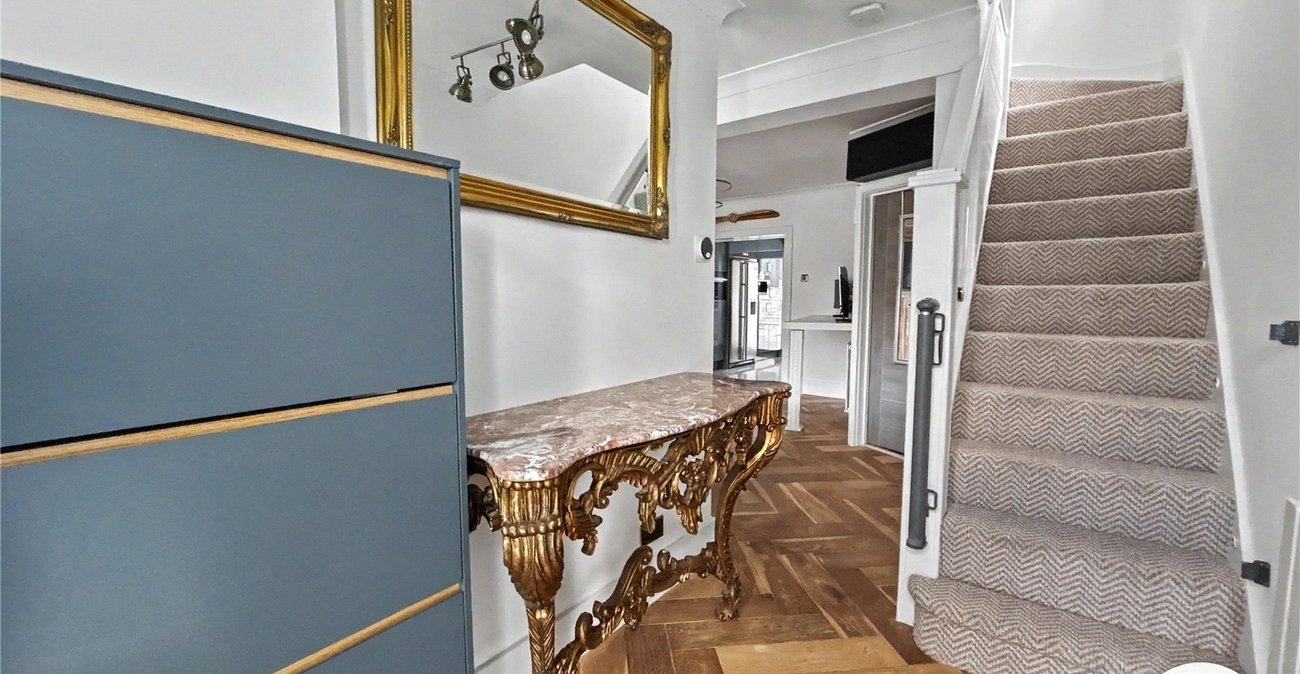 3 bedroom house for sale in Sidcup | Robinson Jackson