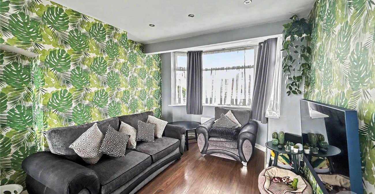 3 bedroom house for sale in Sidcup | Robinson Jackson