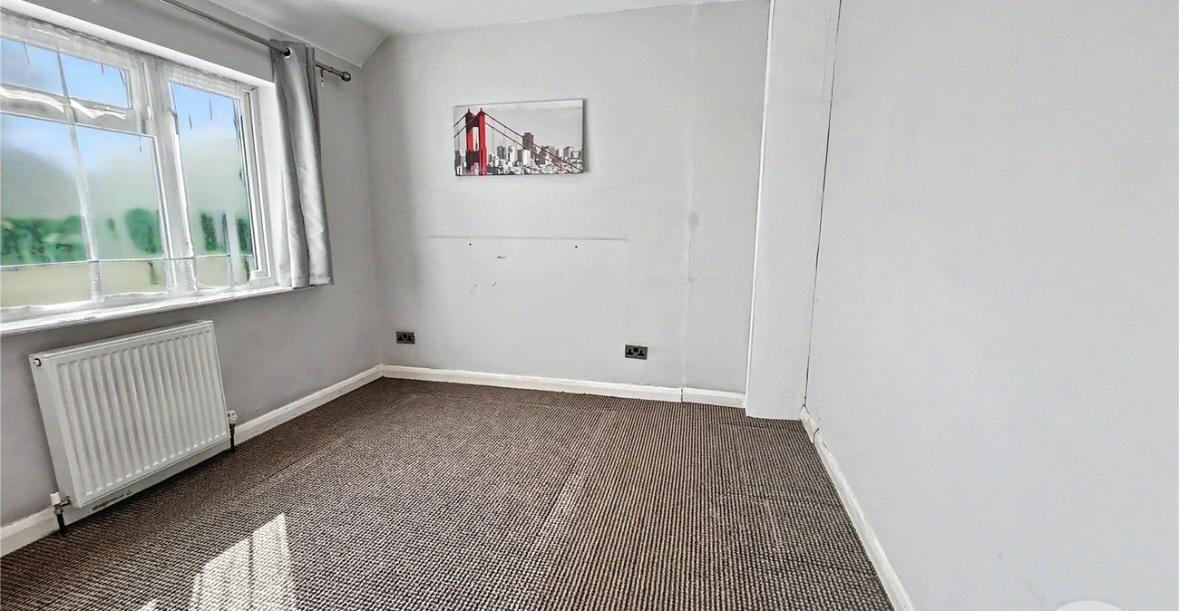 3 bedroom house for sale in Sidcup | Robinson Jackson