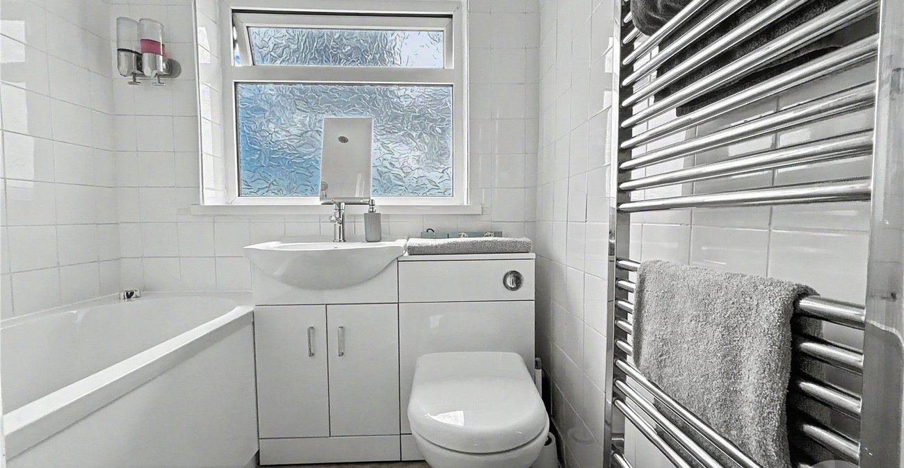 3 bedroom house for sale in Sidcup | Robinson Jackson