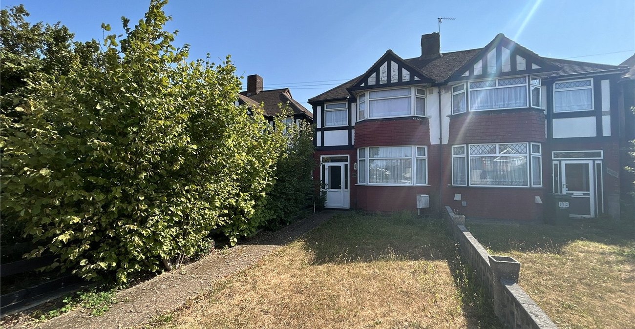 3 bedroom house for sale in Sidcup | Robinson Jackson