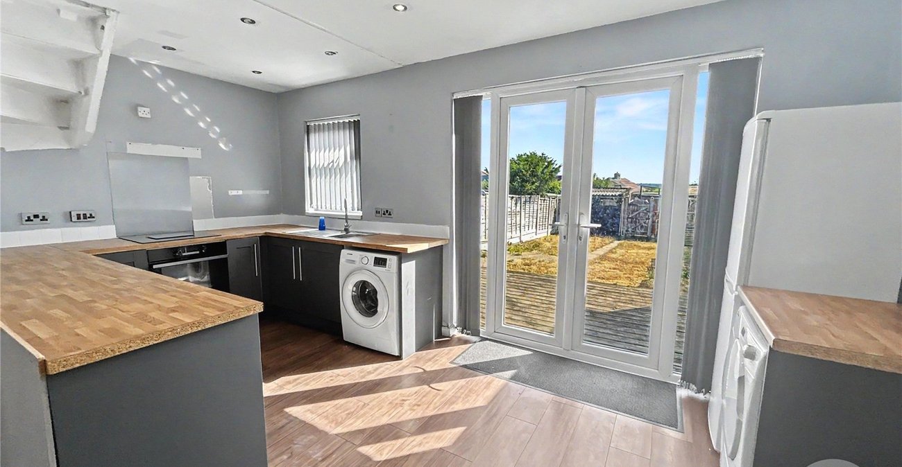 3 bedroom house for sale in Sidcup | Robinson Jackson