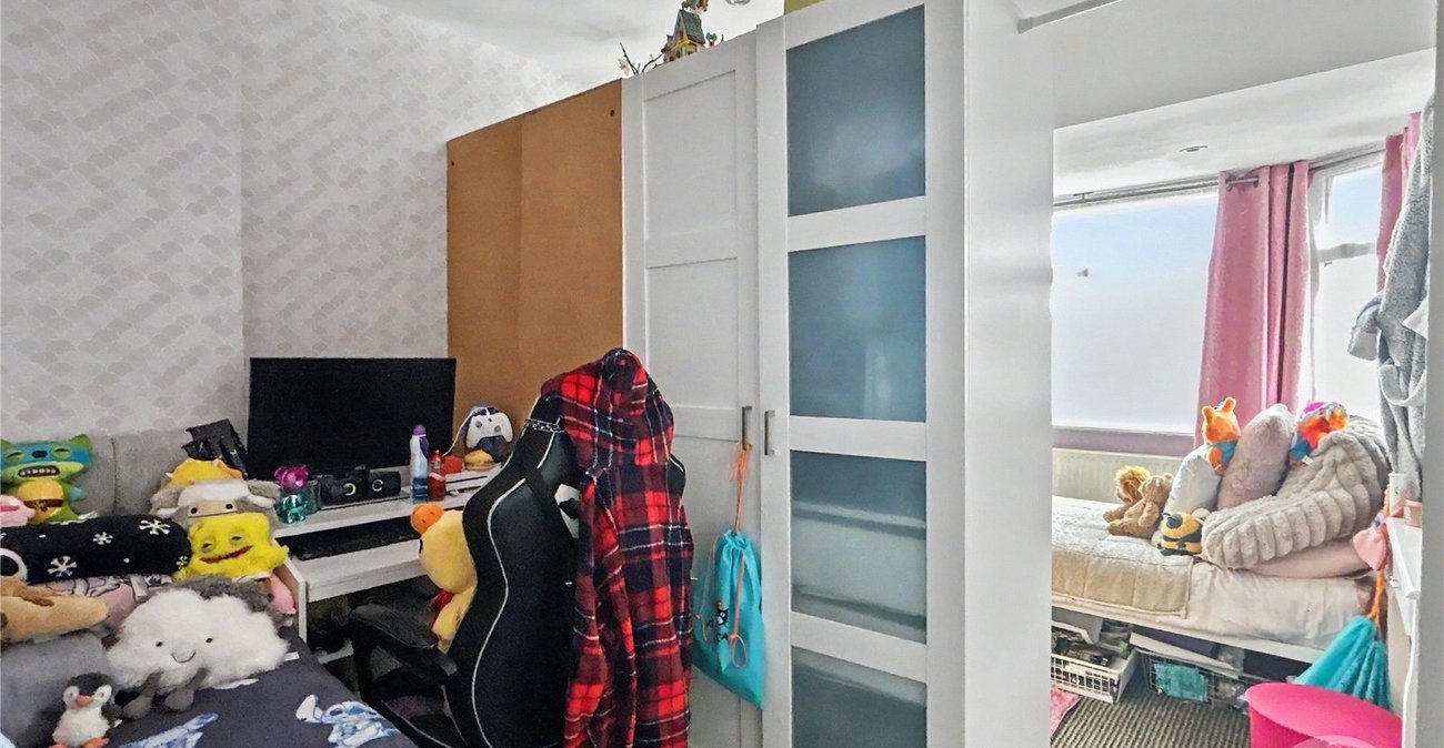 3 bedroom house for sale in Sidcup | Robinson Jackson