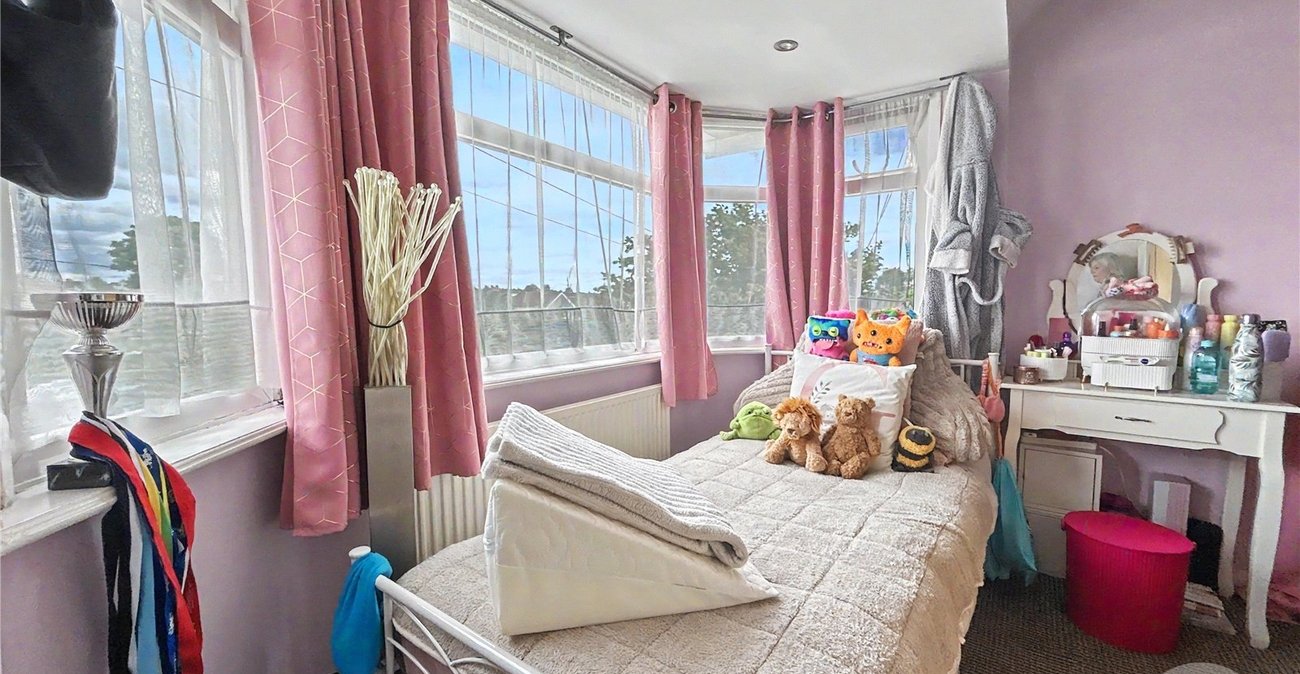 3 bedroom house for sale in Sidcup | Robinson Jackson