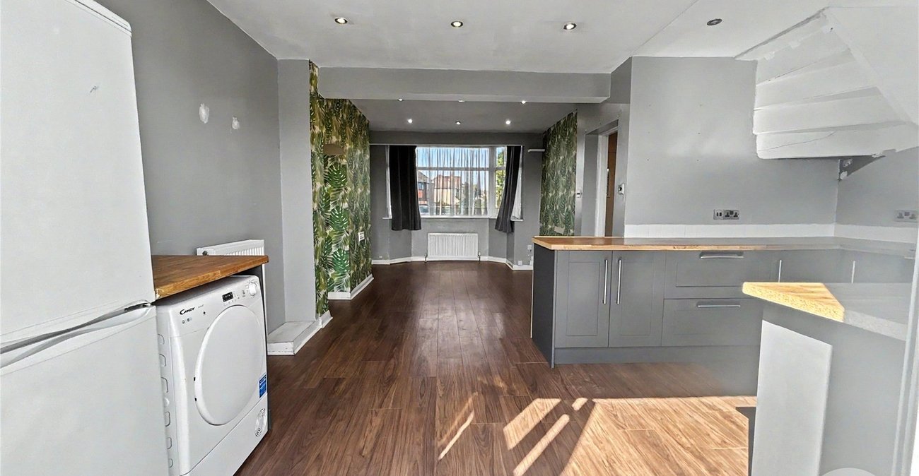3 bedroom house for sale in Sidcup | Robinson Jackson