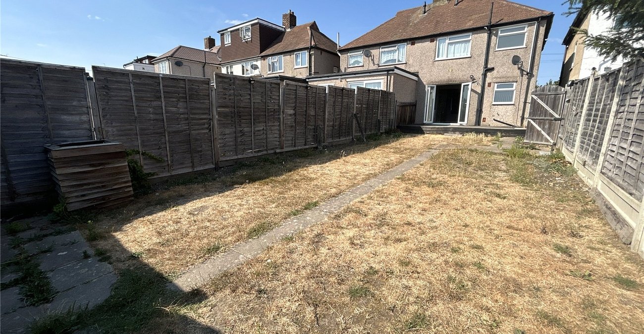 3 bedroom house for sale in Sidcup | Robinson Jackson