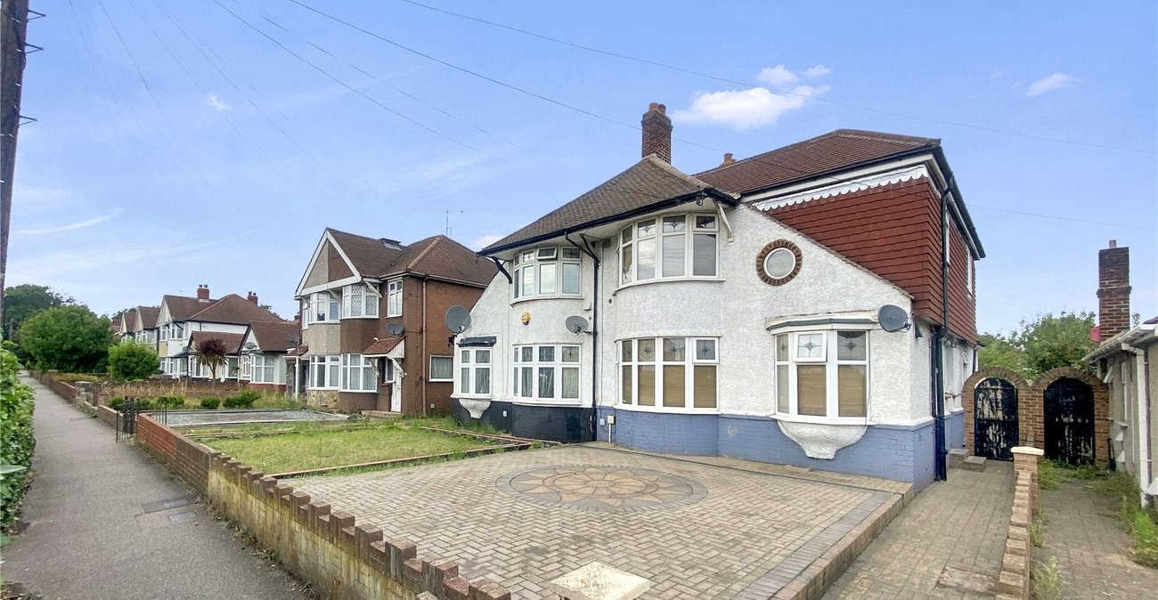 4 bedroom house for sale in Sidcup | Robinson Jackson