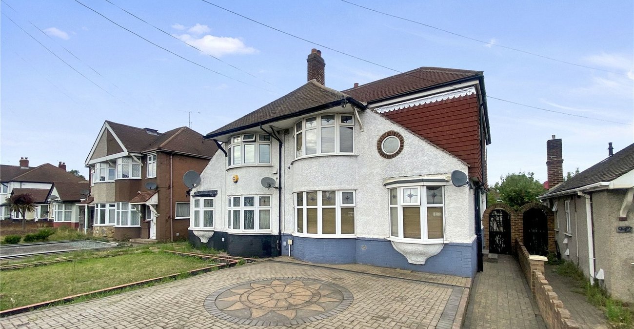 4 bedroom house for sale in Sidcup | Robinson Jackson