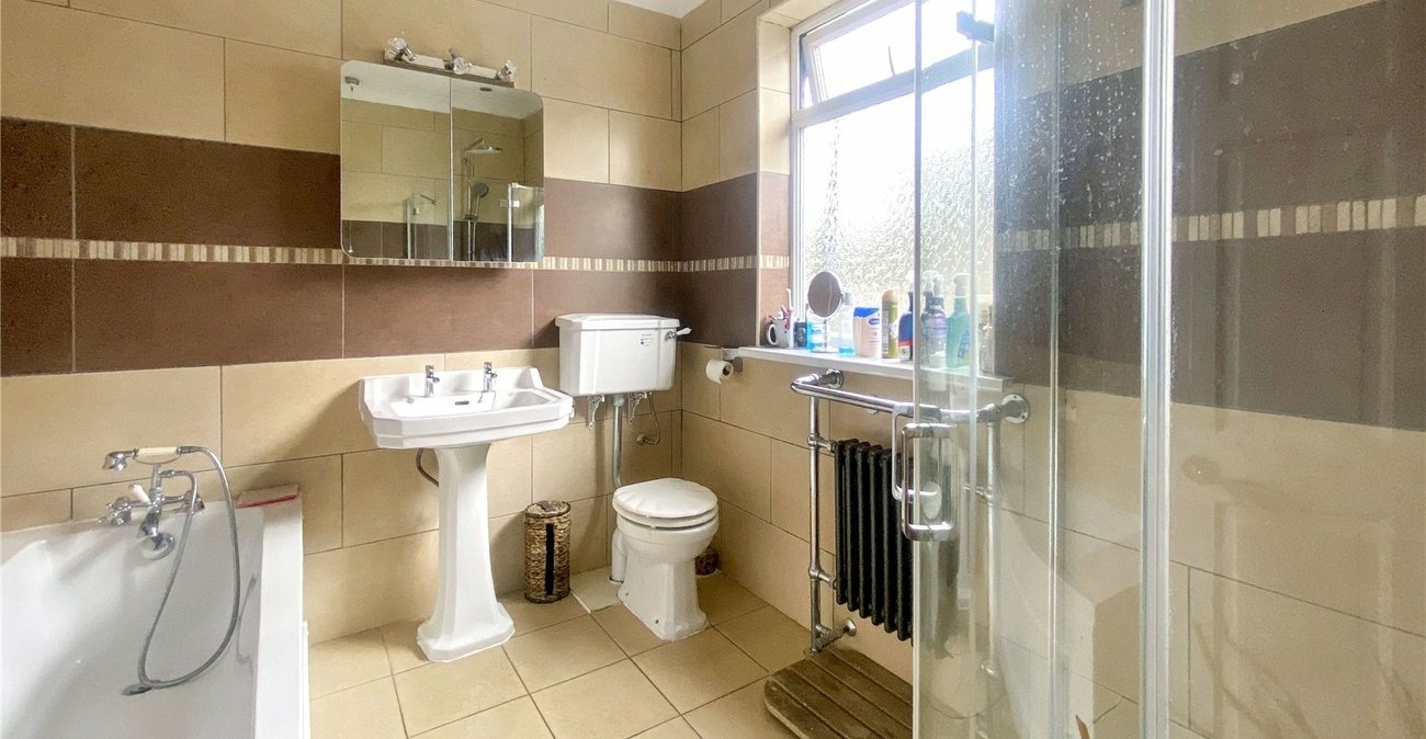 4 bedroom house for sale in Sidcup | Robinson Jackson