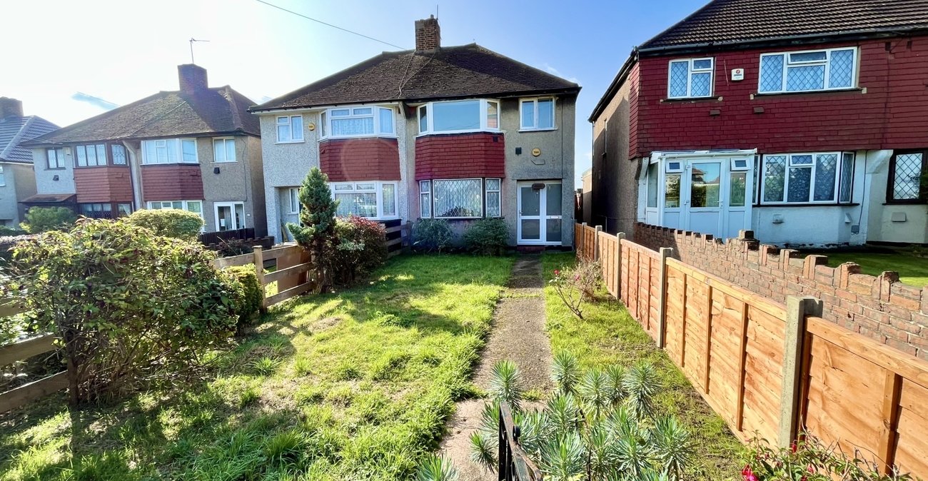 3 bedroom house for sale in Sidcup | Robinson Jackson