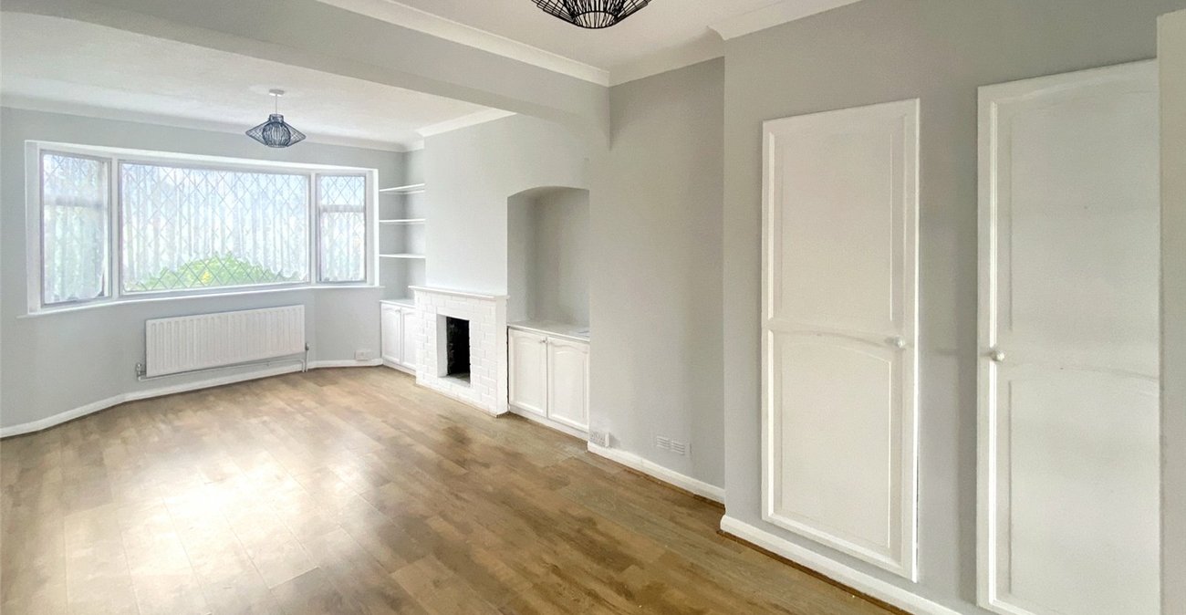 3 bedroom house for sale in Sidcup | Robinson Jackson