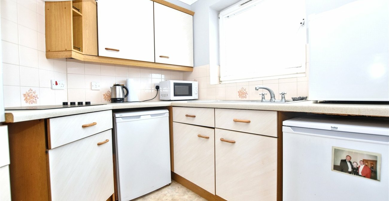 2 bedroom property for sale in Bexleyheath | Robinson Jackson