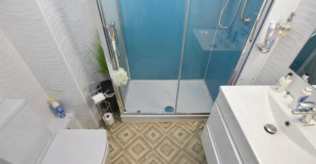 2 bedroom property for sale in Bexleyheath | Robinson Jackson