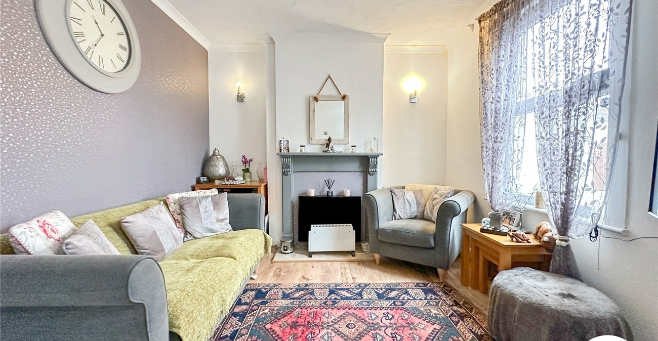 2 bedroom house for sale in Chatham | Robinson Michael & Jackson