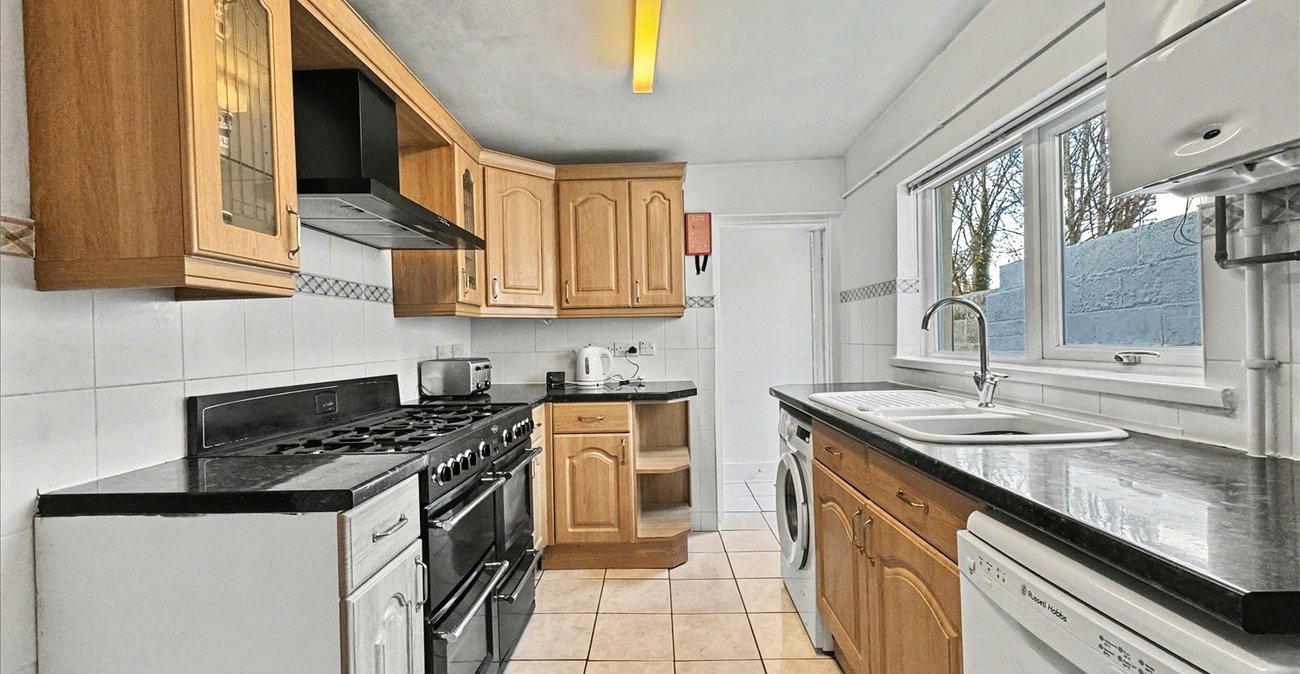 3 bedroom house for sale in Gillingham | Robinson Michael & Jackson