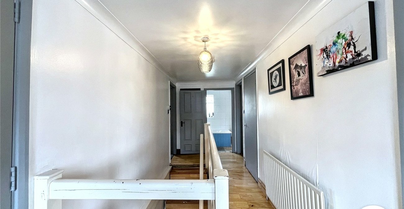 2 bedroom property for sale in Sittingbourne | Robinson Michael & Jackson