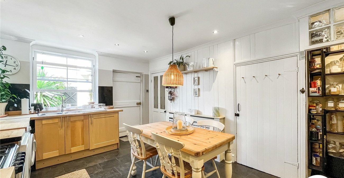 3 bedroom house for sale in Sittingbourne | Robinson Michael & Jackson