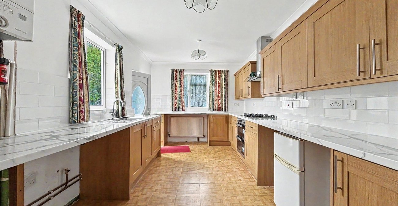 3 bedroom bungalow for sale in Gillingham | Robinson Michael & Jackson