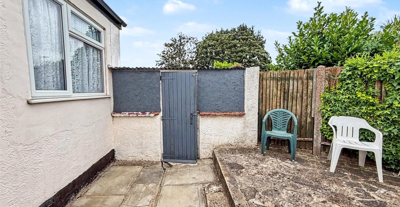3 bedroom bungalow for sale in Gillingham | Robinson Michael & Jackson