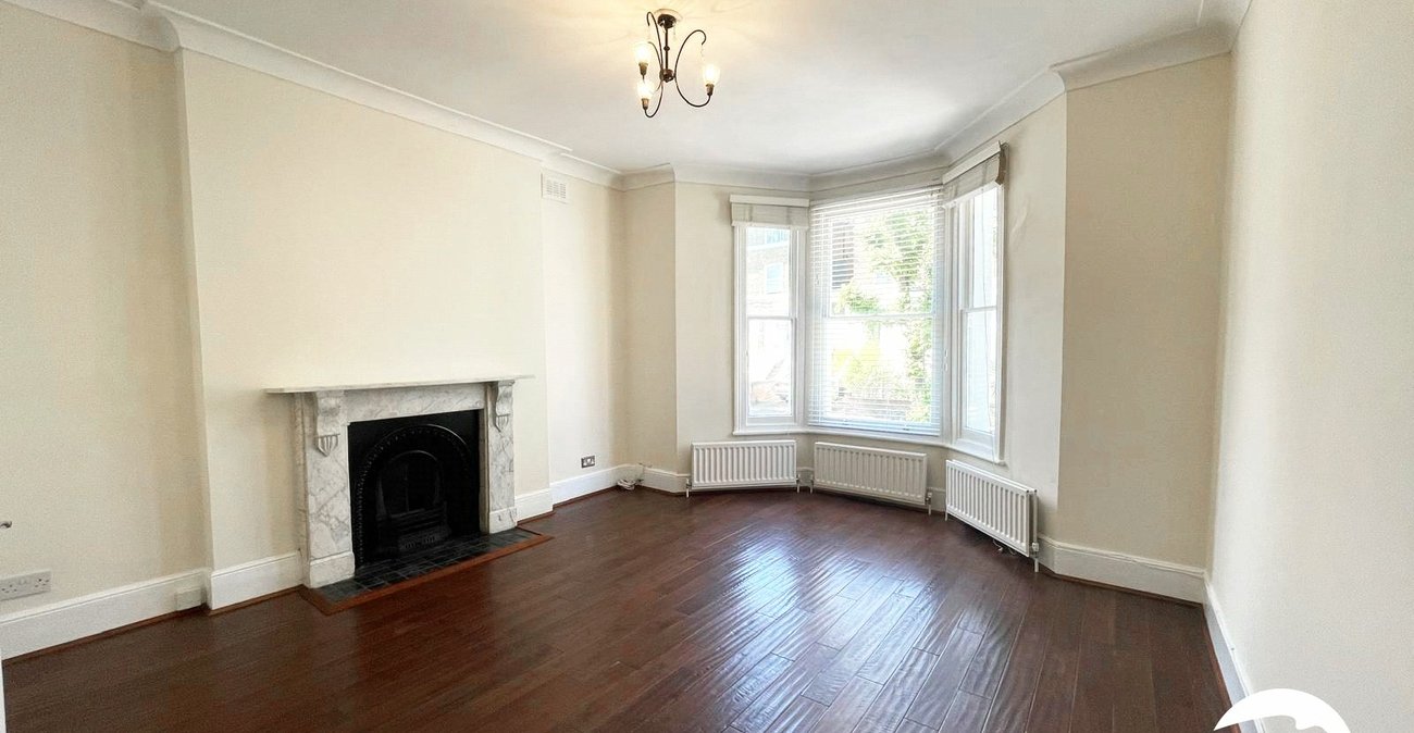 1 bedroom property for sale in London | Robinson Jackson