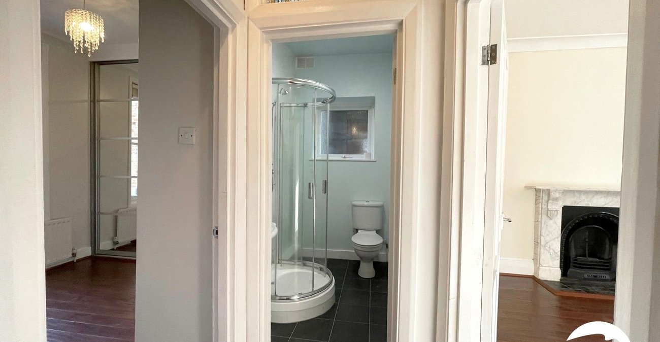 1 bedroom property for sale in London | Robinson Jackson