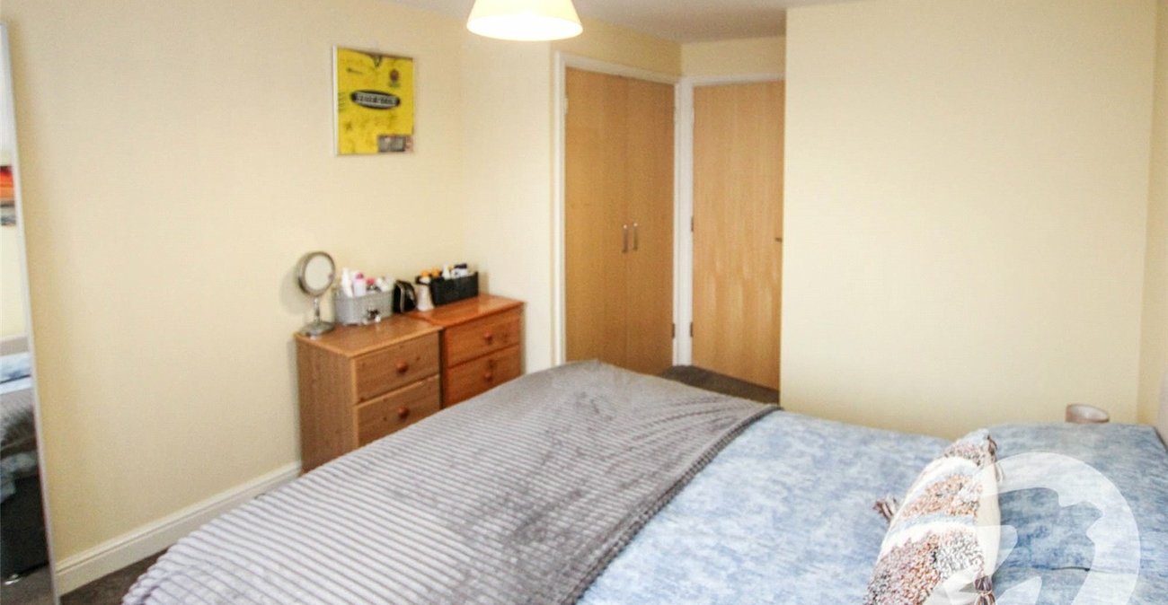 1 bedroom property for sale in London | Robinson Jackson