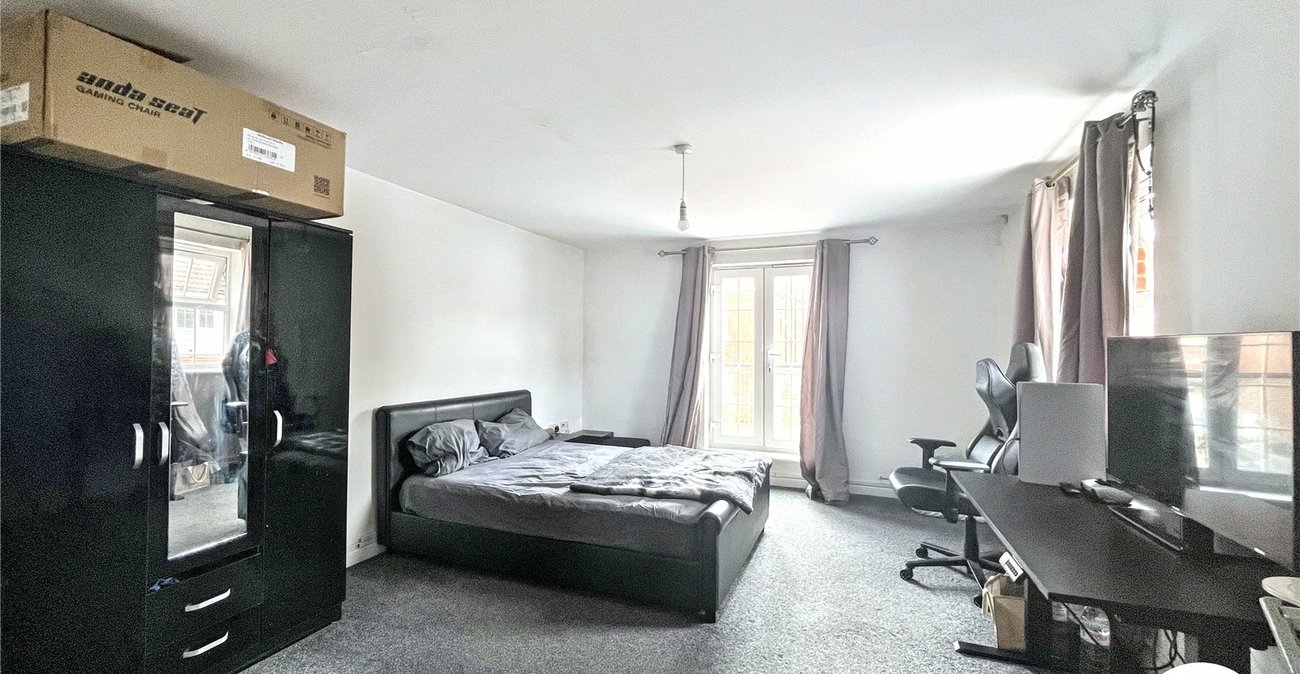 4 bedroom property for sale in Sittingbourne | Robinson Michael & Jackson